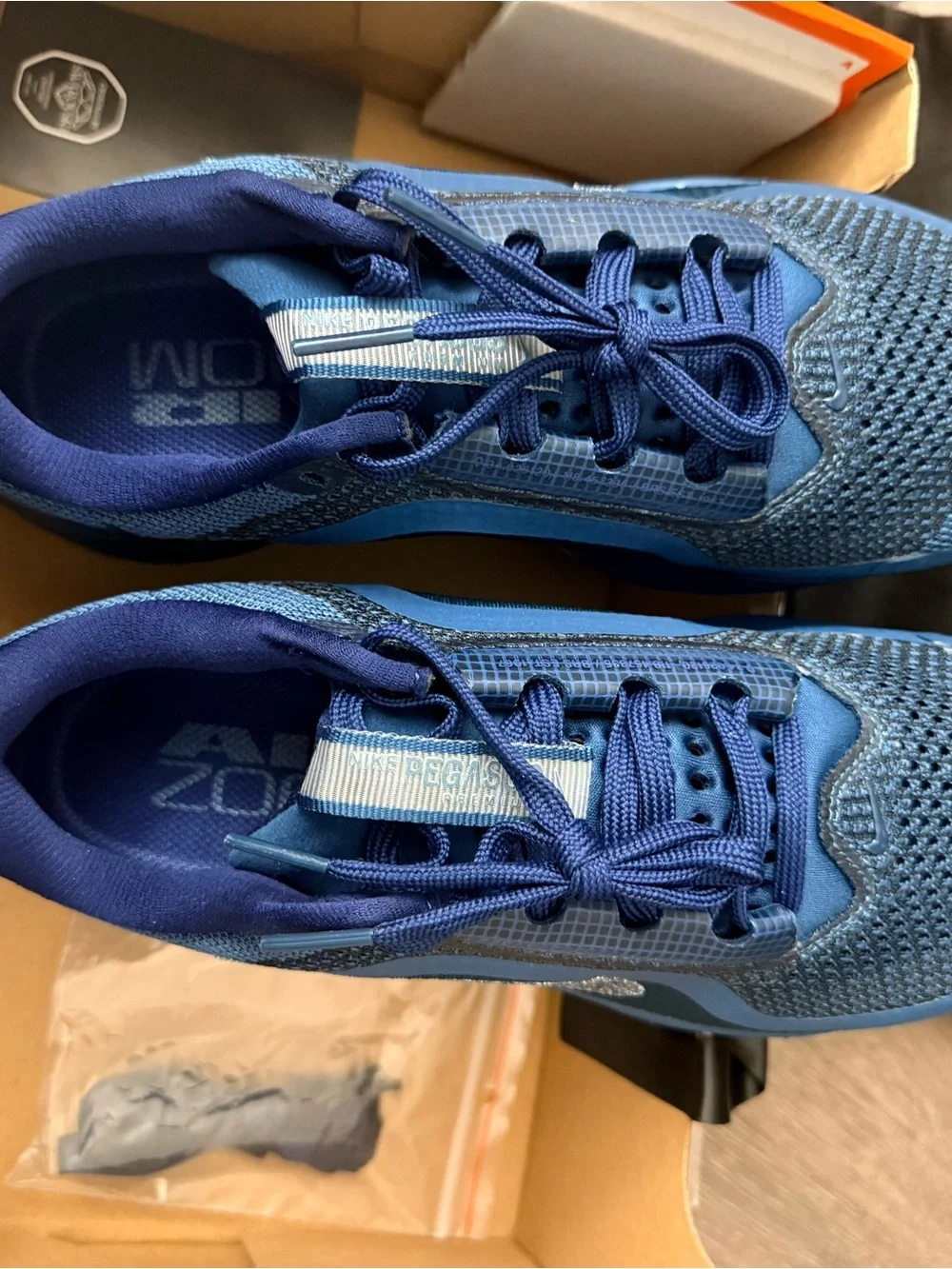 Nike Pegasus Premium with Swarovski crystals size 7.5 Air Zoom